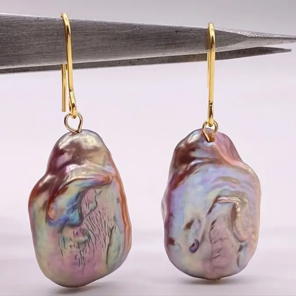 Vintage Irregular Baroque Natural Freshwater Peal Dangle Earrings. - Picture 3 of 7